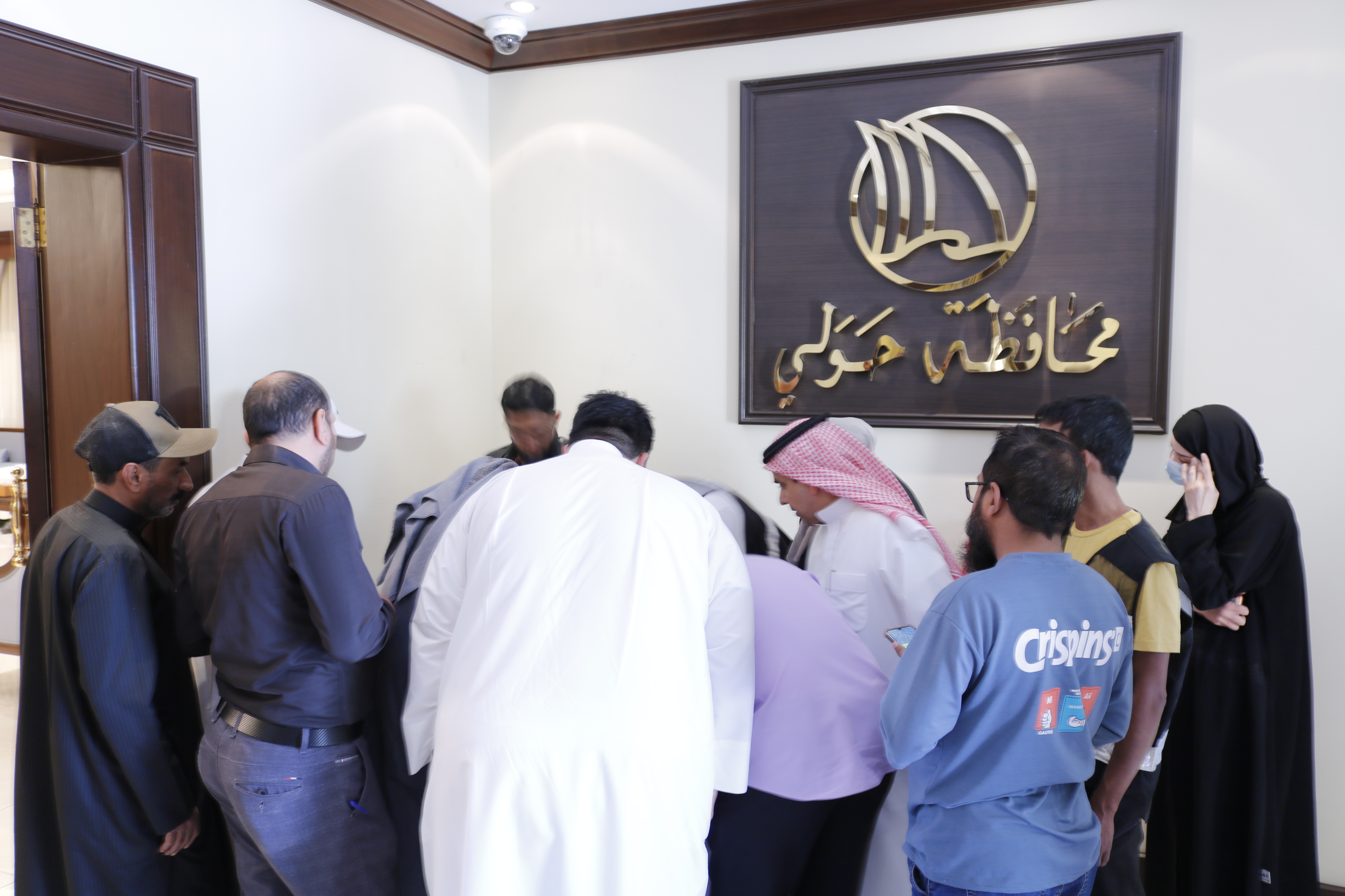 جمعية التميز الإنساني توزع سلال رمضان على الأسر المتعففة بالتعاون مع محافظة حولي